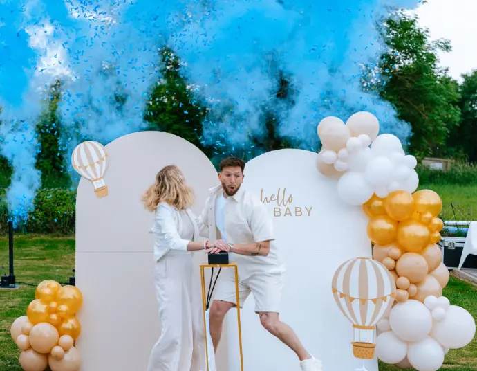 gender reveal liege decoration fumigènes 